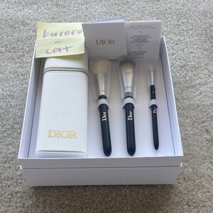 Brand New Dior Backstage Brush Set with Black Handles